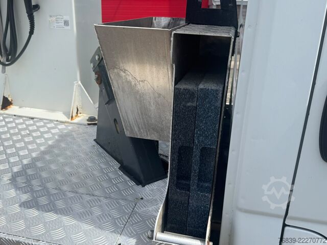 Plataforma elevatória Iveco Daily 35S12 Hoogwerker Klubb K26 Nieuwe remmen,...