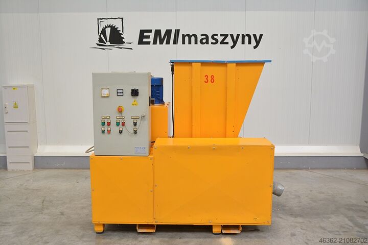 Medienos smulkintuvas POR RĘBAK