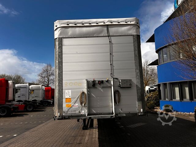 Open semitrailer with tarp SCHMITZ CARGOBULL SCS 24/L - 13.62 E B neue Plane, XL, Getränke