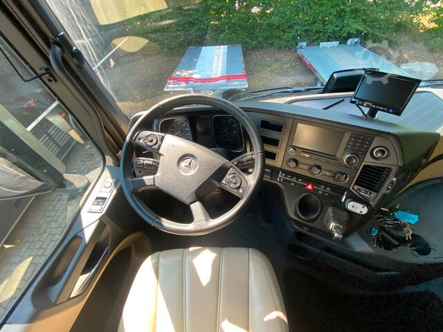 Camión para ganado MERCEDES-BENZ 2663 STX 5 Pferde  POP-OUT+POP-UP  Top Zustand