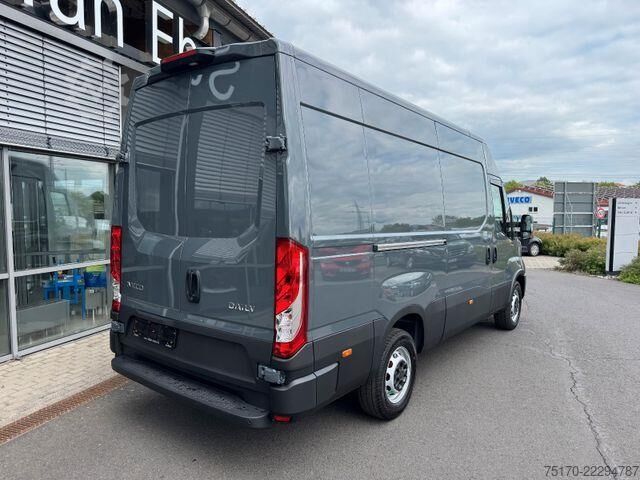 Hochdachkombi Iveco Daily 35S18 HA8 *R3.520mm*Automatik*Kamera*ACC*