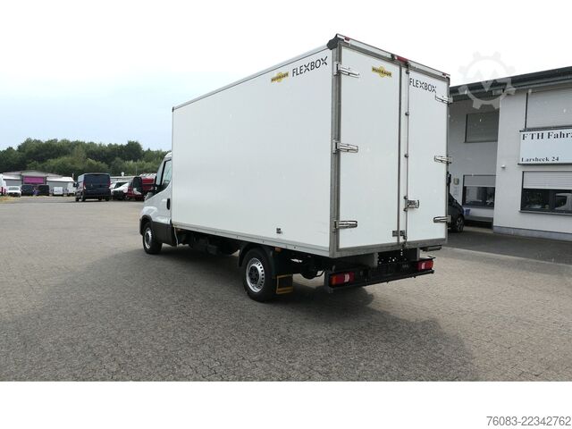 Furgoneta caja IVECO 35-140 Maxi Koffer 4,18m Klima Kamera
