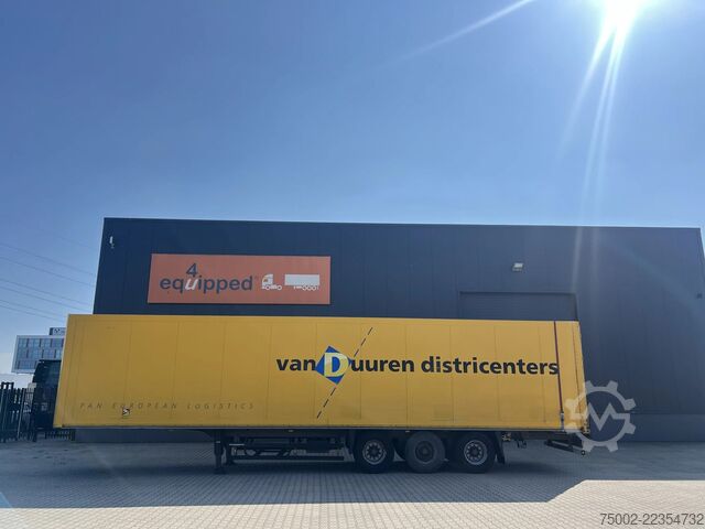 Schiebeplanen Schmitz Cargobull SKO 24 Zijwanden / SAF trommelremmen / gegalvan...