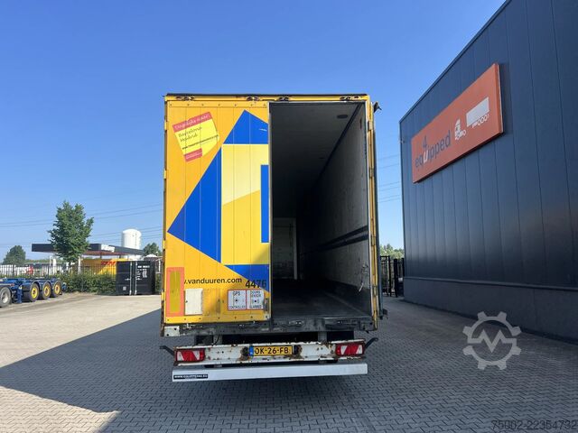 Schiebeplanen Schmitz Cargobull SKO 24 Zijwanden / SAF trommelremmen / gegalvan...