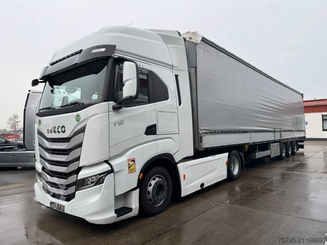 Ciągnik siodłowy typu volume IVECO S-WAY 530 * RETARDER * 2 X TANK * MIT AUFLIEGER