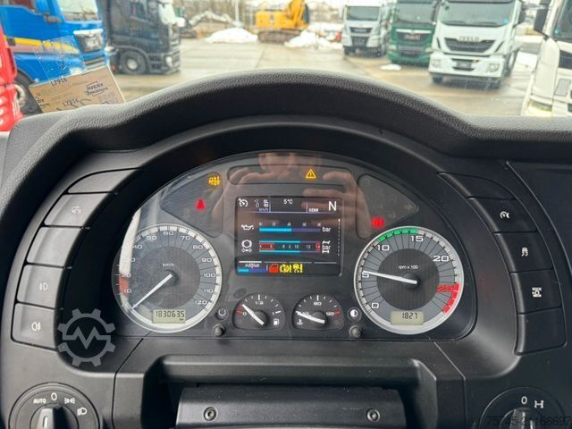 Ciągnik siodłowy typu volume IVECO S-WAY 530 * RETARDER * 2 X TANK * MIT AUFLIEGER