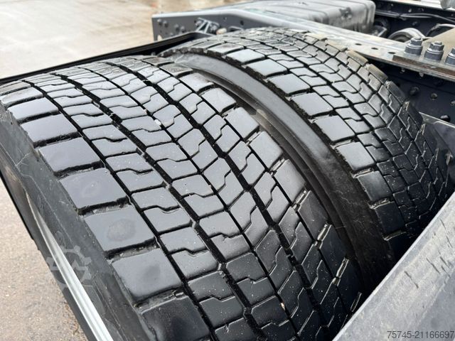 Ciągnik siodłowy typu volume IVECO S-WAY 530 * RETARDER * 2 X TANK * MIT AUFLIEGER