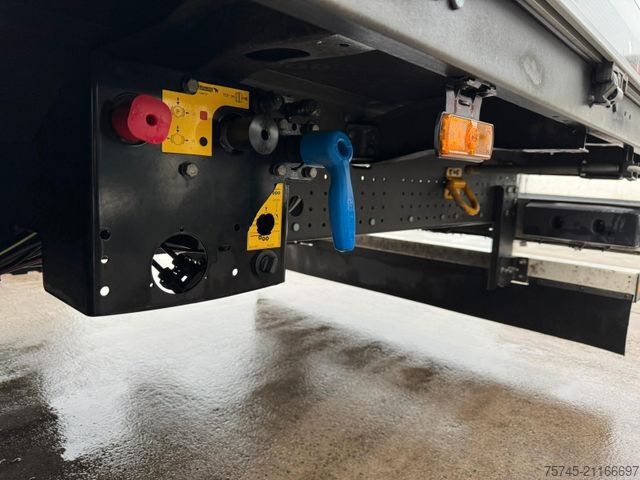 Ciągnik siodłowy typu volume IVECO S-WAY 530 * RETARDER * 2 X TANK * MIT AUFLIEGER