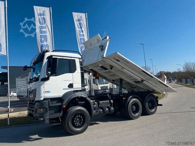 Camião basculante MAN TGS/26.520/6x4 BL/Bordmatik/Retarder/90to/25 tkm