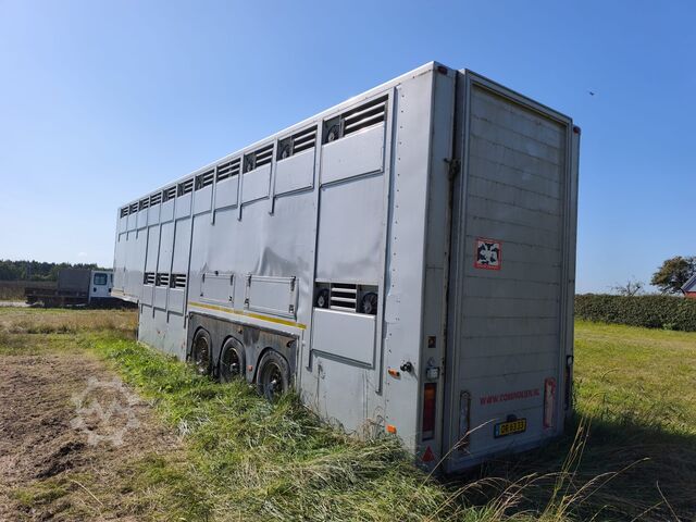 Poluprikolica za transport stoke Gray and Adams GADD3 / 1 OWNER / WORKS GREAT / 2 LEVELS