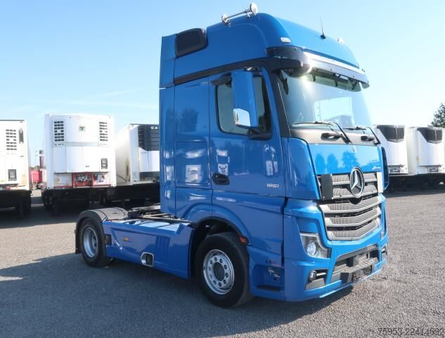 স্ট্যান্ডার্ড ট্রাক্টর ইউনিট Mercedes-Benz 1851 LS Actros Gigaspace Retarder Standklima