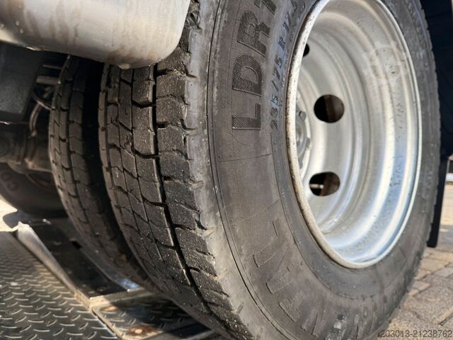 Van kren yang dipasang pada lori MERCEDES-BENZ ATEGO 818 4x2 Kipper Kran Atlas 65.2-A3 *Funkst.