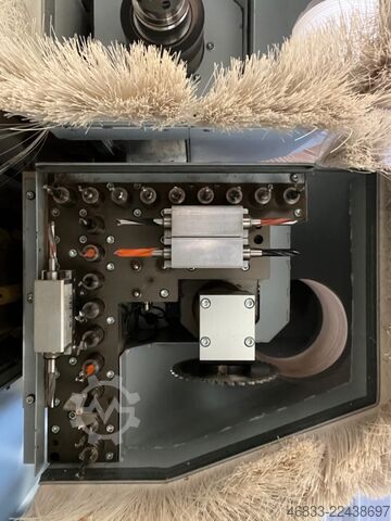 مركز تشغيل Weeke VENTURE 1