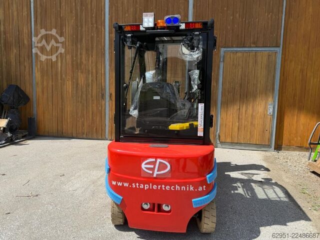 Elektrikli 4 tekerlekli forklift EP EFL 183 LI ION