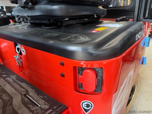 Elektrikli 4 tekerlekli forklift EP EFL 183 LI ION