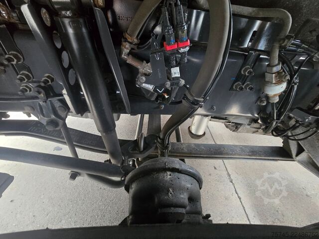 Tractor estándar RENAULT T 520 * ACC * KLIMAAUT. * SPURHALTE *