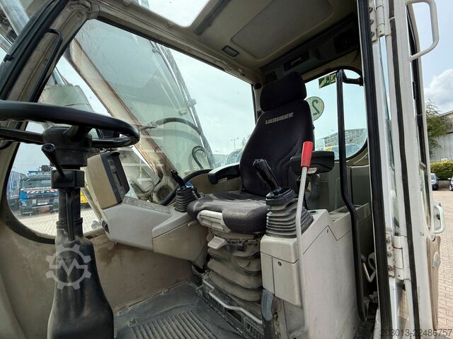 Mobile excavator LIEBHERR A 904 C Litronic Mobilbagger *12.987h