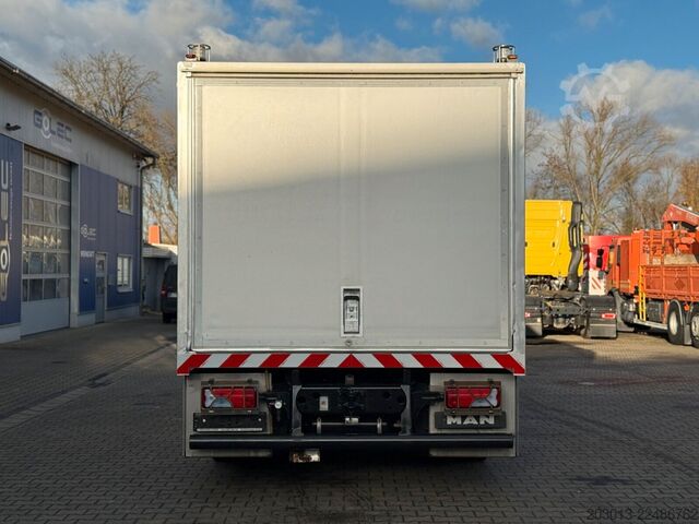 Vacuum tank truck MAN TGM 15.290 Kanalreiniger HD Pumpe Müller Aufbau