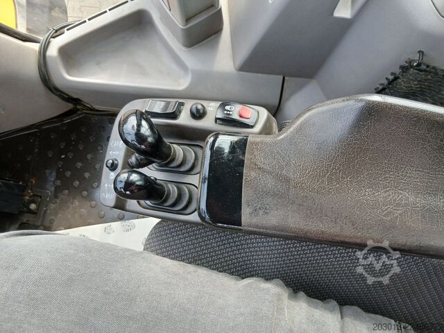 Hjólhleðsluvél VOLVO L180H Radlader 29,7 t *Waage *12.069 h