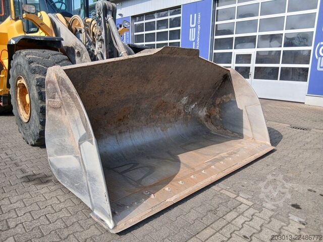 Hjólhleðsluvél VOLVO L180H Radlader 29,7 t *Waage *12.069 h