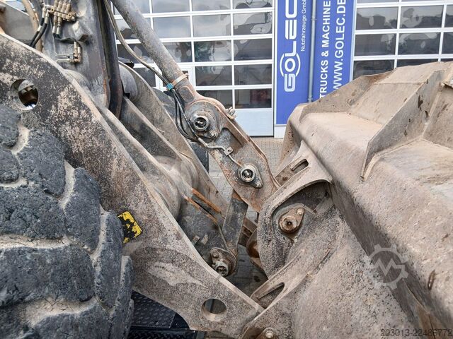 Hjólhleðsluvél VOLVO L180H Radlader 29,7 t *Waage *12.069 h