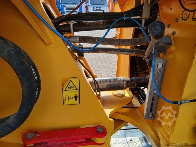 Hjólhleðsluvél VOLVO L180H Radlader 29,7 t *Waage *12.069 h
