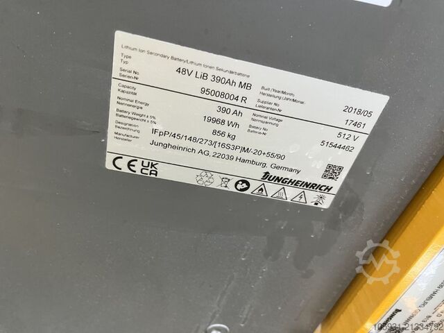 Elektryczny wózek widłowy 3 kołowy Jungheinrich EFG218k