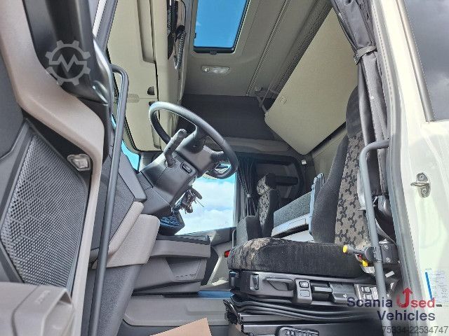 Vakio vetoauto Scania R 460 A4x2NA