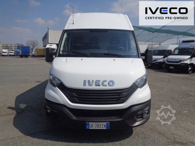 Fourgon tôlé IVECO 35S14