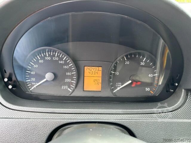 κλειστό βαν Mercedes-Benz Vito 113 cdi automaat!!!