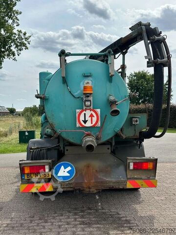 Sesalno vozilo DAF CF 75.250 WITH RAVO KZ7082/150 VACUUM / CHANNEL...