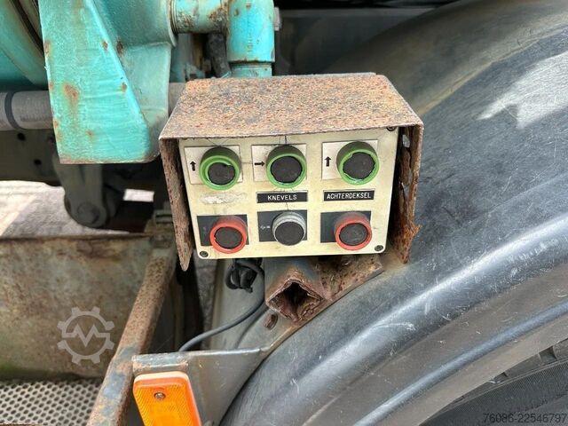 Sesalno vozilo DAF CF 75.250 WITH RAVO KZ7082/150 VACUUM / CHANNEL...