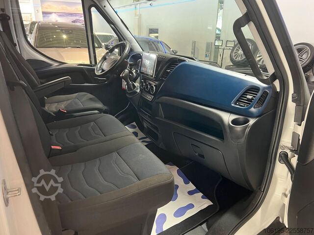 Furgoneta IVECO Daily 35s18 3,0 HPI *AHK=3.500Kg*Garantie*1.Hd