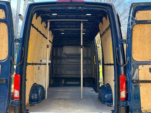 Van VOLKSWAGEN CRAFTER GLASGESTEL TRAILER ASSIST KLIMA AHK