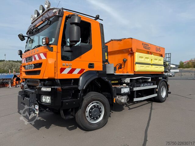 Camión portacontenedores de gancho IVECO Trakker 330 4x4 Marrel Winterdienst