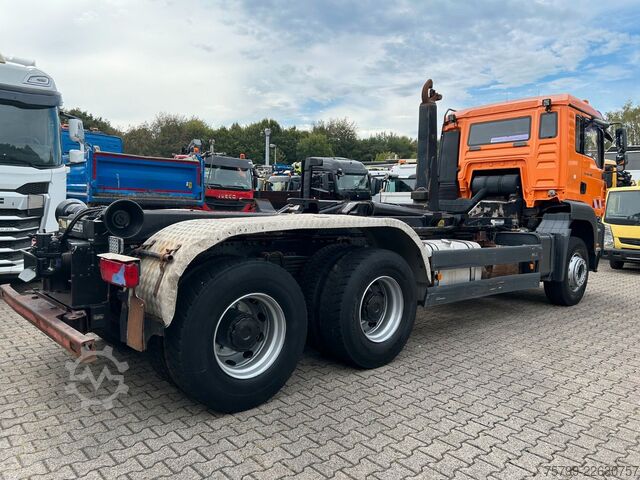 Xe tải ben móc container (roll-off) MAN TGA 26.400 MEILLER Abroller mit 13t Achsen 6x4