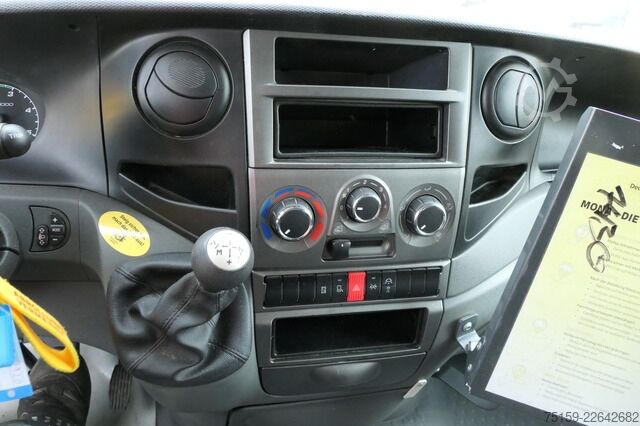 厢式货车 iveco Daily 35 S11 C30C AUTOMATIK KAMERA Regale LUFT DURCHGANG EURO-5 CoC