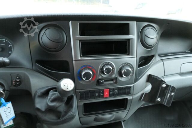 厢式货车 iveco Daily 35 S11 C30C AUTOMATIK KAMERA Regale LUFT DURCHGANG EURO-5 CoC