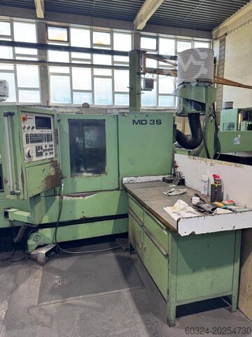 CNC - Mesin Bubut - Mesin Tempat Tidur Miring DECKEL GILDEMEISTER MD 3S