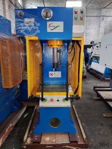  Metal Technics Polska PRASA HYDRAULICZNA TYPU C HPW 50 50 TON