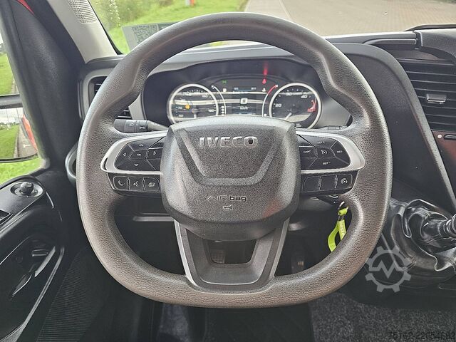Trukkabíll IVECO DAILY 35C12 Kipper Kist AC Euro6