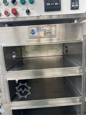 8 वर्ग फुट, 3 शेल्फ Calmic Eurovent स्टेनलेस स्टील वैक्यूम शेल्फ ड्रायर Stainless Steel Vacuum Shelf Dryer 8 Sq. Foot