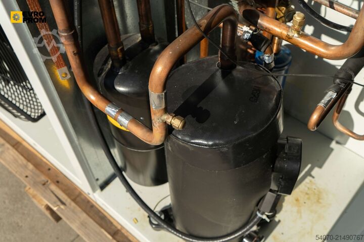 Enfriadora New chiller CLIMAVENETA 27.7 KW | With warranty