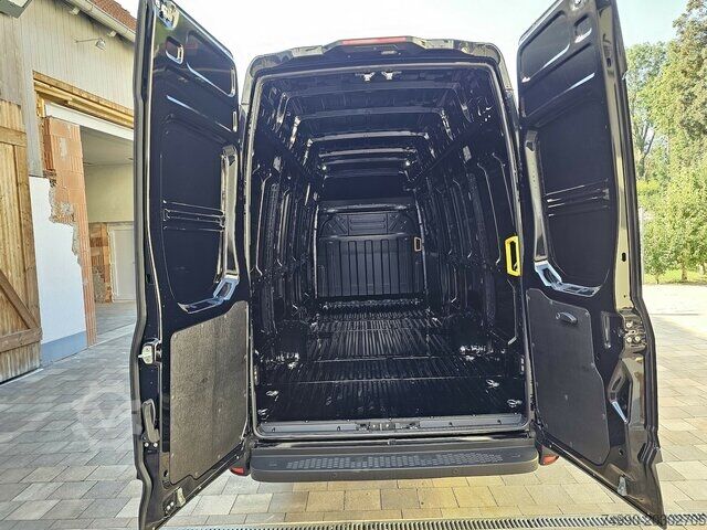 Dubă cu acoperiș înalt Iveco Daily 35S18HA8V Hi-Matic 18m³ Modell 2025 MY24