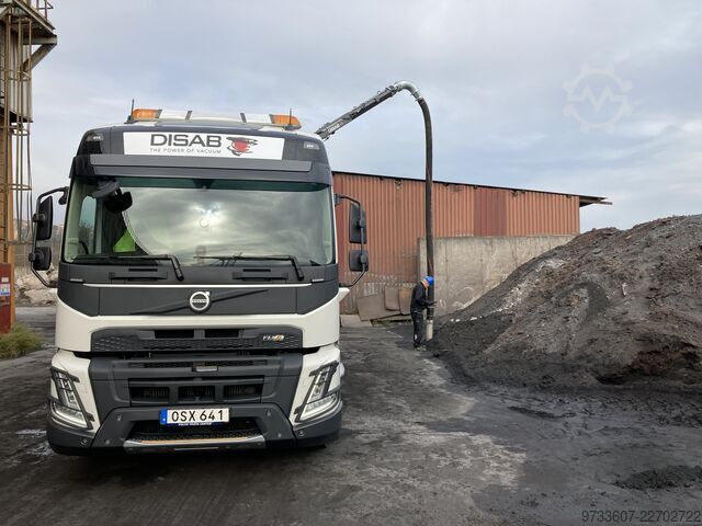 Vacuum truck DISAB Centurion P20