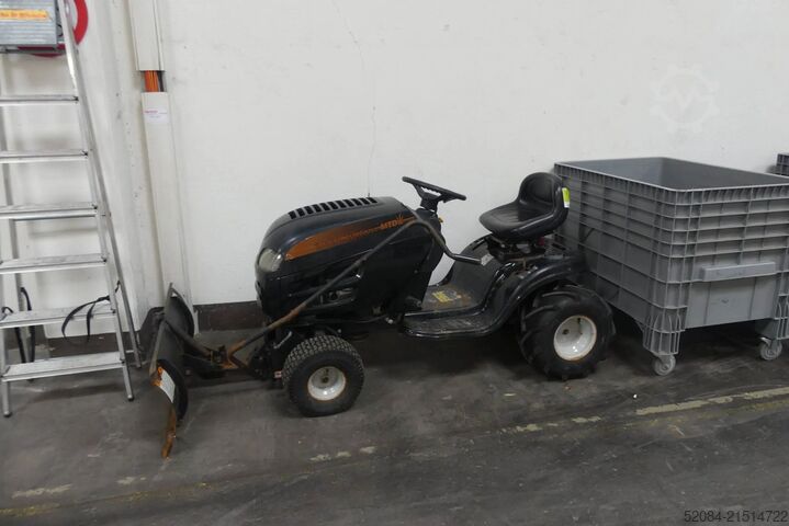 MTD - Газонный трактор MTD 200/107 Twin