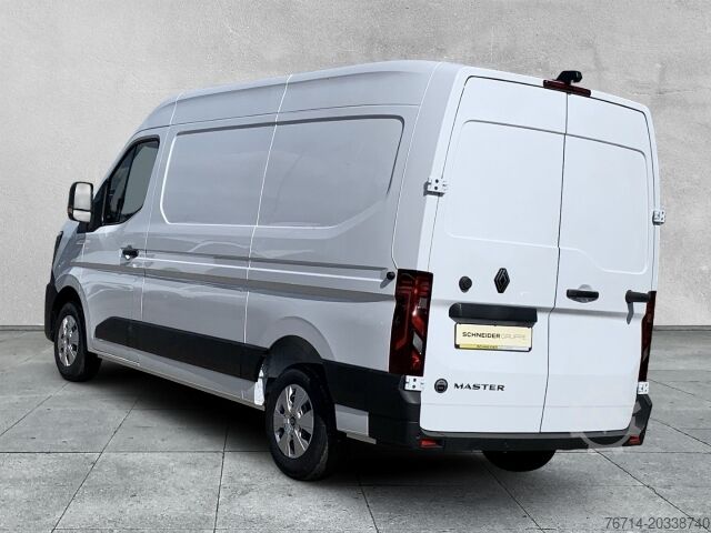 Xe van thùng kín Renault Master L2H2 3,5t dCi 130 EXTRA NAVI+KAMERA+KLIMA