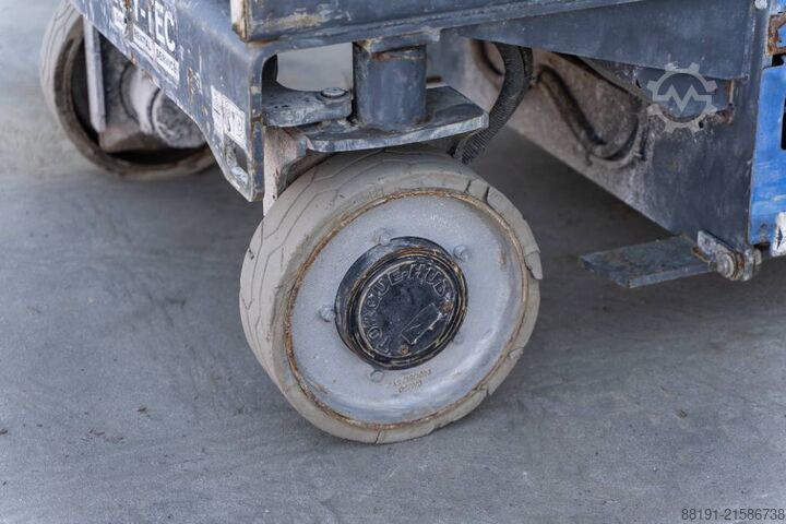 Saksinostin Aichi SV 10