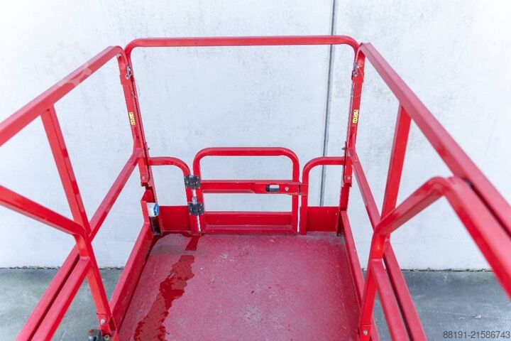 Saksinostin Magni ES 1012 AC