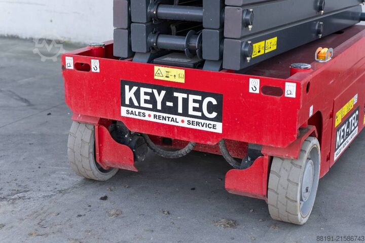 Saksinostin Magni ES 1012 AC